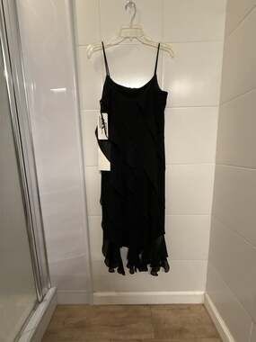 Vintage Y2K JBS Black Tiered Chiffon Midi Dress M